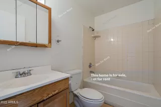 Photo #5: 6406467 Listing