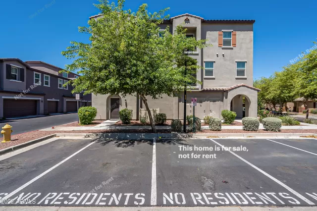 MLS: 6406489 Condo For Sale