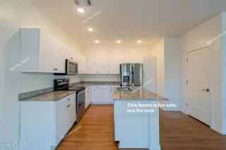 Photo #4: 6406489 Listing 