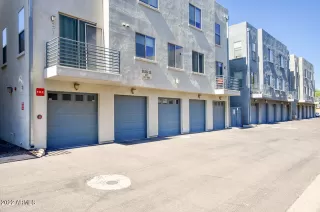 Photo #2: 6406606 Listing