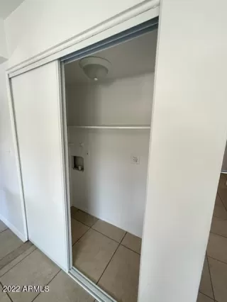 Photo #4: 6406625 Listing