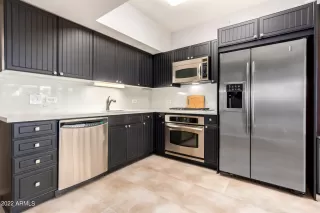 Photo #4: 6406709 Listing