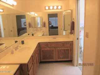 Photo #6: 6406824 Listing