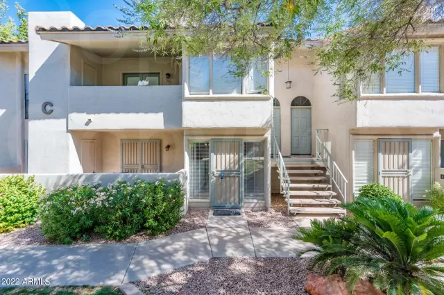 MLS: 6406911 Condo For Sale