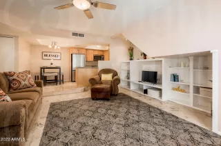 Photo #3: 6406911 Listing