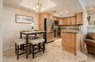 Photo #6: 6406911 Listing