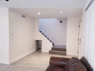 Photo #5: 6406954 Listing 