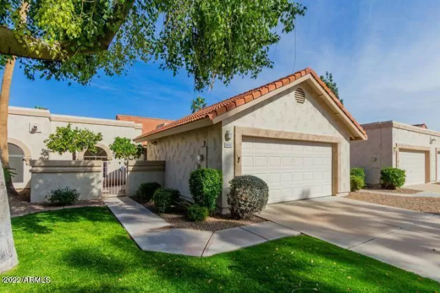 MLS: 6406991 Condo For Sale