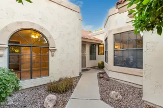 Photo #4: 6406991 Listing