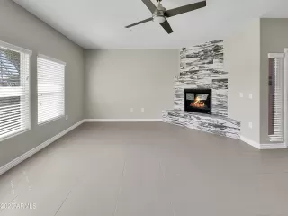 Photo #2: 6407046 Listing