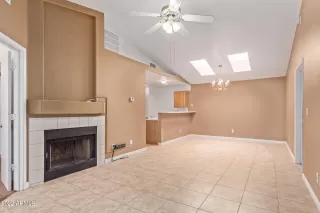 Photo #4: 6407107 Listing 