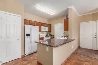 Photo #4: 6407193 Listing 