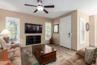 Photo #4: 6407224 Listing