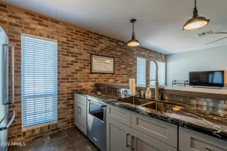 Photo #3: 6407431 Listing 