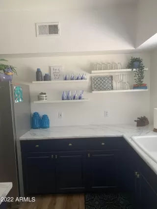 Photo #6: 6407444 Listing