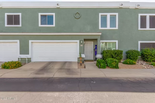 MLS: 6407488 Condo For Sale