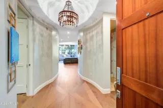 Photo #2: 6407494 Listing