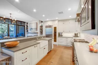 Photo #4: 6407494 Listing