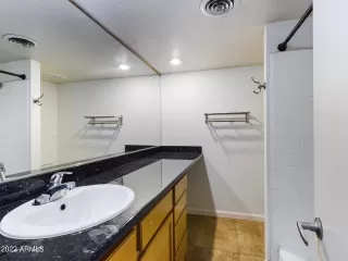 Photo #3: 6407499 Listing 