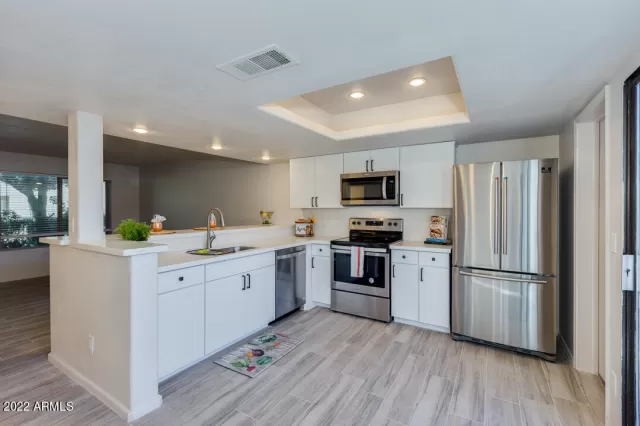 MLS: 6407513 Condo For Sale