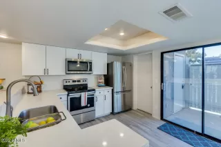 Photo #2: 6407513 Listing