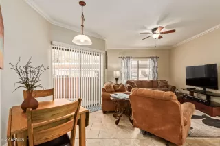 Photo #4: 6407704 Listing