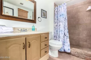 Photo #3: 6407952 Listing