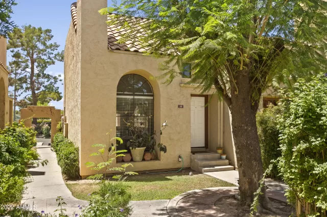 MLS: 6408119 Condo For Sale