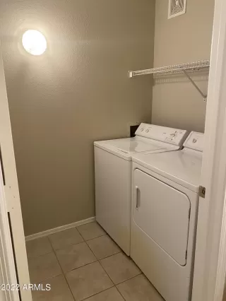 Photo #4: 6408195 Listing