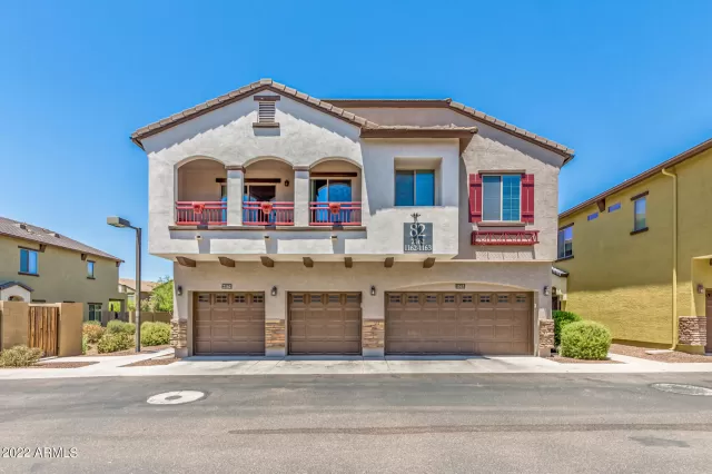 MLS: 6408400 Condo For Sale