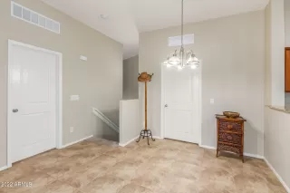 Photo #2: 6408400 Listing 