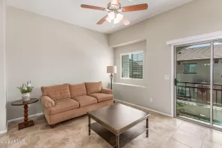 Photo #6: 6408400 Listing 