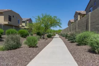 Photo #3: 6408437 Listing 