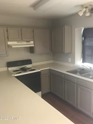 Photo #2: 6408439 Listing