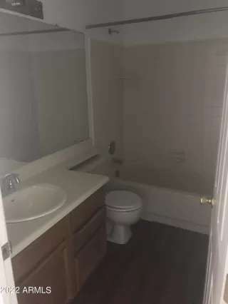 Photo #6: 6408439 Listing