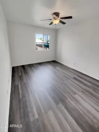 Photo #4: 6408796 Listing