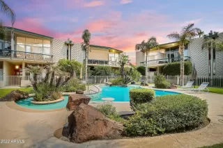 Photo #3: 6408845 Listing