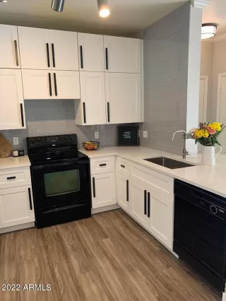 Photo #2: 6408938 Listing
