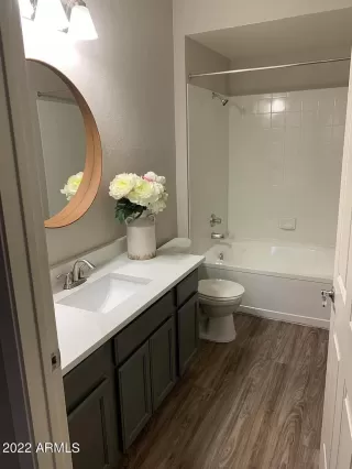 Photo #6: 6408938 Listing