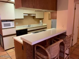 Photo #6: 6408994 Listing 