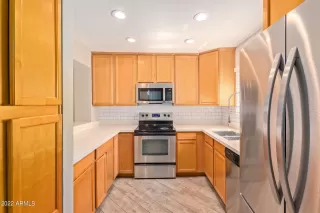 Photo #5: 6409021 Listing 