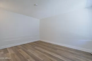 Photo #4: 6409046 Listing 