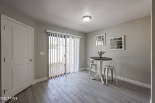 Photo #5: 6409195 Listing