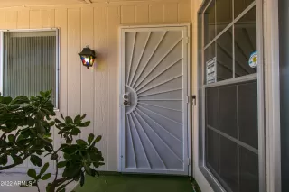 Photo #2: 6409408 Listing