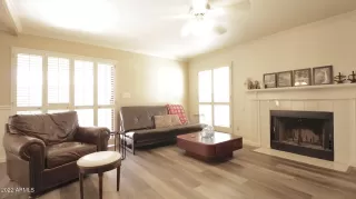 Photo #2: 6409733 Listing