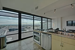 Photo #5: 6409784 Listing