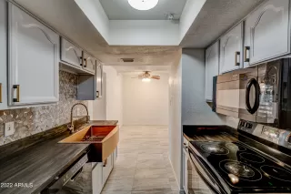 Photo #3: 6409871 Listing