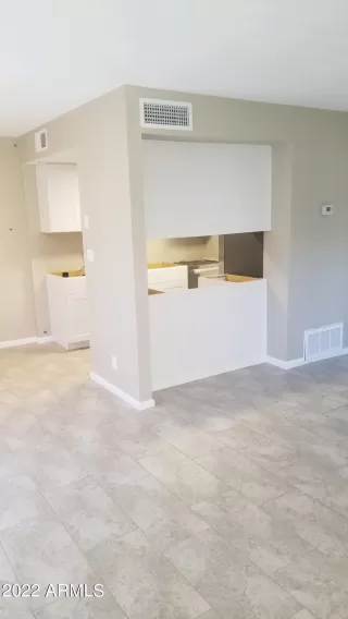 Photo #2: 6410003 Listing