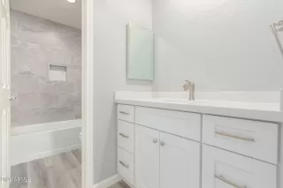 Photo #4: 6410243 Listing 