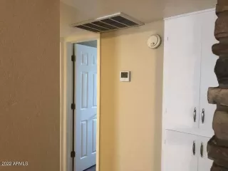 Photo #4: 6410273 Listing